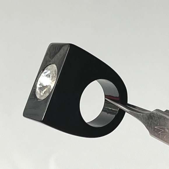 Vintage Size 5.75 Lucite Black Ring Rectangular Flat Top Rhinestone Geometric - Picture 5 of 14